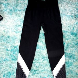 New without tags love pink pants cool n comfy